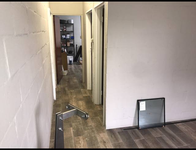 943M² FACTORY FOR SALE IN BRACKENFELL INDUSTRIAL